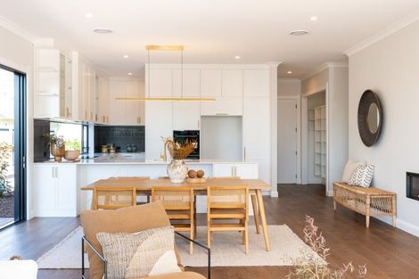 Photo of property in 8 Gage Lane, Havelock North, 4130