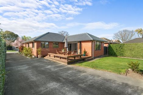 Photo of property in 39 Bevington Street, Avonhead, Christchurch, 8042