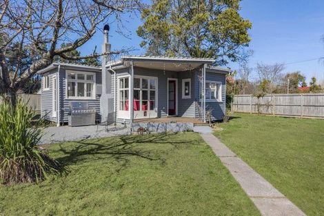 Photo of property in 29 Stalkers Road, Woodend Beach, Woodend, 7691