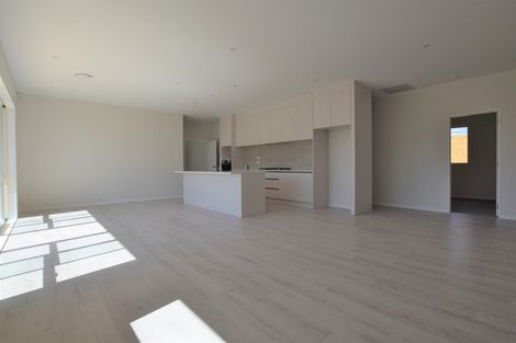 Photo of property in 36 Harbour Crest Drive, Waiuku, 2123