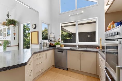 Photo of property in 110 Buick Crescent, Awapuni, Palmerston North, 4412