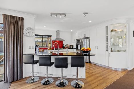 Photo of property in 54 Corinth Grove, Papamoa Beach, Papamoa, 3118