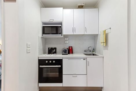Photo of property in 20b Fulford Street, New Plymouth, 4310