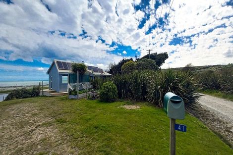 Photo of property in 41 Bluecliffs Beach Road, Papatotara, Tuatapere, 9691
