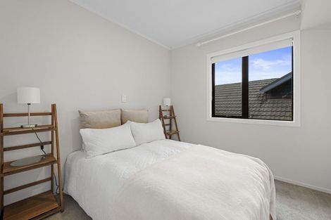 Photo of property in 188 Sandspit Road, Shelly Park, Auckland, 2014