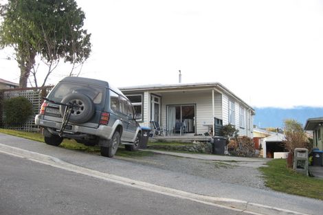 Photo of property in 5 Suburb Street, Queenstown, 9300