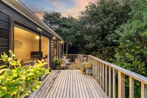 Photo of property in 6 Anchor Lane, Whitby, Porirua, 5024