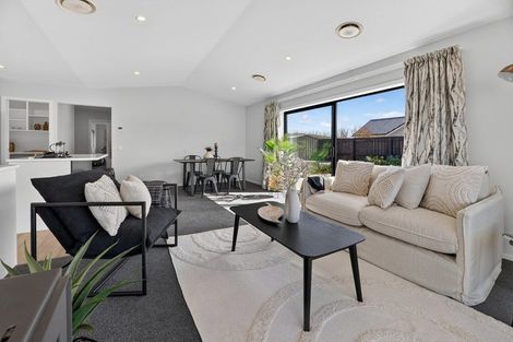 Photo of property in 11 Peony Drive, Greytown, 5712