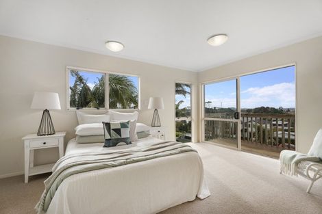 Photo of property in 14 Woodward Avenue, Mangere Bridge, Auckland, 2022