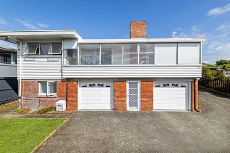 Photo of property in 192 Hurstmere Road, Takapuna, Auckland, 0622