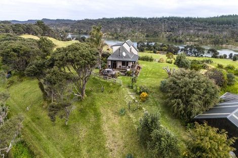 Photo of property in 487 Wilson Road, South Head, Helensville, 0874