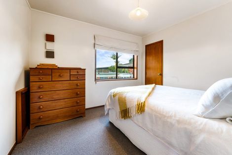 Photo of property in 2/9 Newhaven Terrace, Mairangi Bay, Auckland, 0630