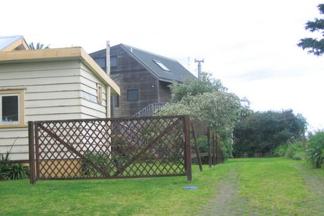 Photo of property in 306b Beverley Terrace, Whangamata, 3620
