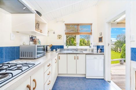 Photo of property in 126 Awaroa River Road, Abbey Caves, Whangarei, 0110