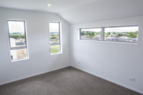 Photo of property in 22 Waitahu Rise, Pukekohe, 2120
