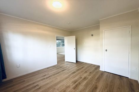 Photo of property in 82 Woodlands Crescent, Browns Bay, Auckland, 0630
