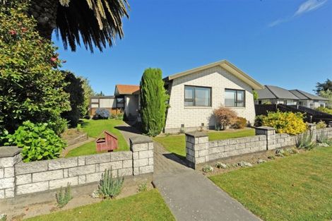 Photo of property in 11 Nyoli Street, Northcote, Christchurch, 8052