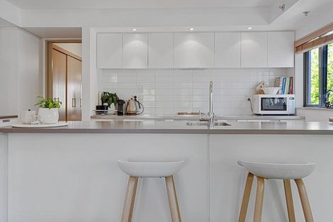 Photo of property in 2/32 Cashel Street, Christchurch Central, Christchurch, 8013