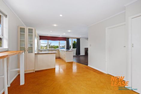 Photo of property in 12 Webb Place, Forrest Hill, Auckland, 0620