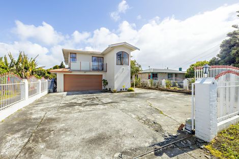 Photo of property in 1/4 Daniel Avenue, Mangere East, Auckland, 2024
