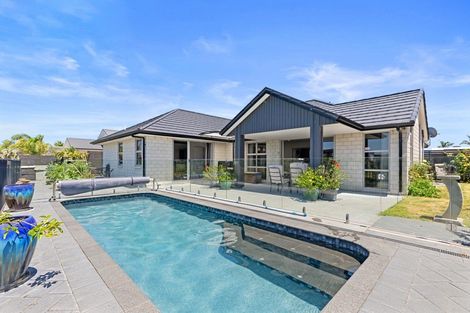 Photo of property in 48 Cassinia Close, Papamoa Beach, Papamoa, 3118