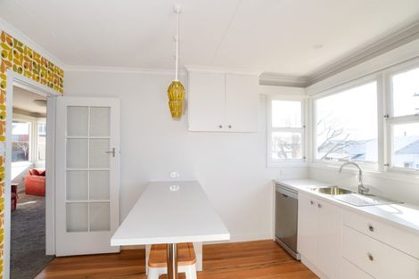 Photo of property in 58 English Avenue, Mornington, Dunedin, 9011