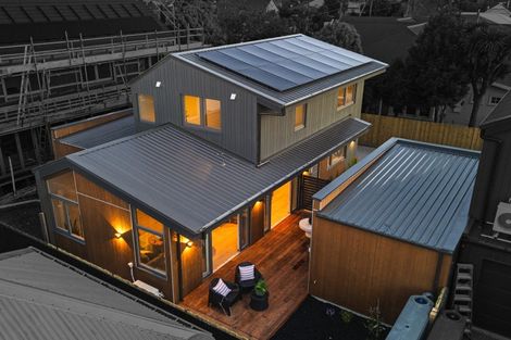 Photo of property in 135b Somerfield Street, Somerfield, Christchurch, 8024