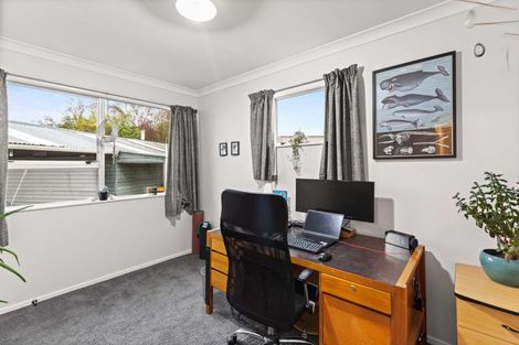 Photo of property in 42 Geraldine Crescent, Cloverlea, Palmerston North, 4412