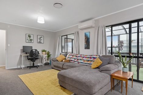 Photo of property in 4 Gray Avenue, Te Puke, 3119