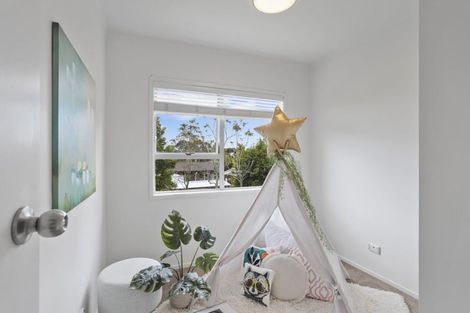 Photo of property in 18a Puketitiro Street, Glen Eden, Auckland, 0602