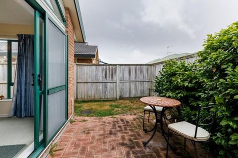 Photo of property in Miramar Villas, 7/6 Brussels Street, Miramar, Wellington, 6022