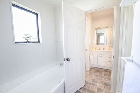 Photo of property in 19c Hinton Road, Taradale, Napier, 4112