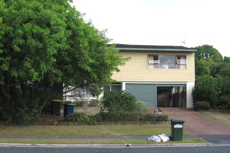 Photo of property in 7 John Downs Drive, Browns Bay, Auckland, 0630