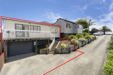 Photo of property in 1/59 Verran Road, Birkenhead, Auckland, 0626