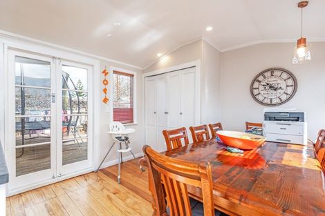 Photo of property in 19 Manson Street, Terrace End, Palmerston North, 4410