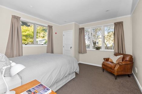 Photo of property in 2 Main Street, Hospital Hill, Napier, 4110