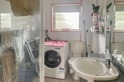 Photo of property in 19/72 Kitchener Road, Milford, Auckland, 0620