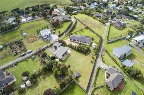 Photo of property in 18 Omana Avenue, Shelly Beach, Helensville, 0874