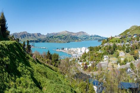 Photo of property in 11 Harmans Road, Lyttelton, 8082