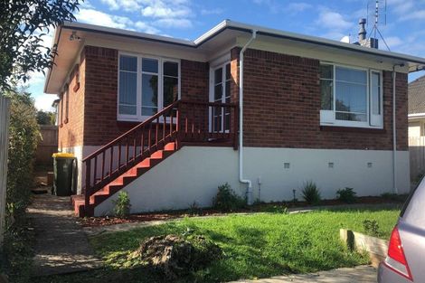 Photo of property in 52 Churchill Avenue, Manurewa, Auckland, 2102