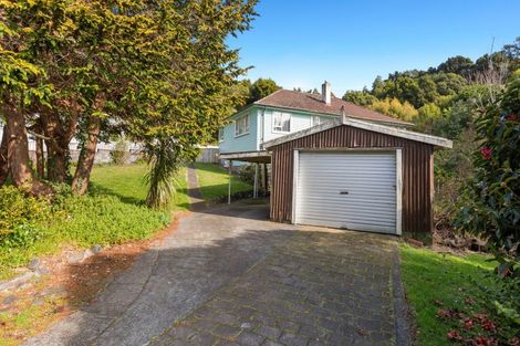 Photo of property in 70 Glenpark Avenue, Frankleigh Park, New Plymouth, 4310