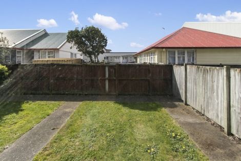 Photo of property in 2/28 Scholefield Street, Petone, Lower Hutt, 5012