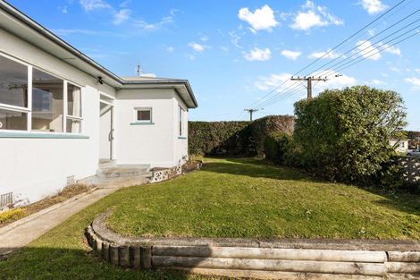 Photo of property in 48 Richmond Street, Waitara, 4320