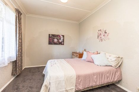 Photo of property in 34 Miro Street, Castlecliff, Whanganui, 4501