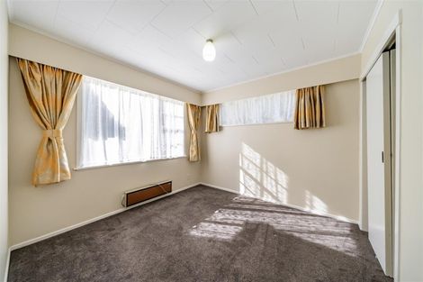 Photo of property in 24 Cypress Drive, Maungaraki, Lower Hutt, 5010