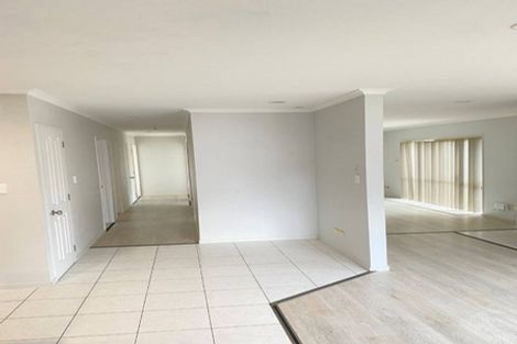 Photo of property in 22 Andrusha Place, Flat Bush, Auckland, 2019