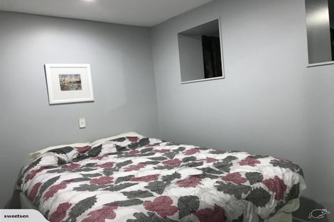 Photo of property in Terrace Garden Apartments, 1e/120 The Terrace, Wellington Central, Wellington, 6011