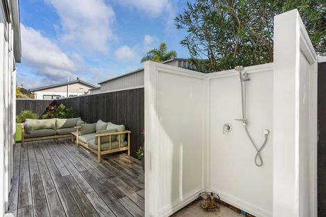 Photo of property in 105 Blane Place, Whangamata, 3620