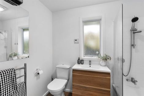 Photo of property in 16 Gregan Crescent, Burnside, Christchurch, 8053