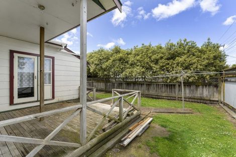 Photo of property in 37 Keepa Street, Levin, 5510